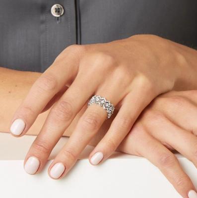 White gold Rombi Eternelle 18-karat white gold diamond ring Buccellati