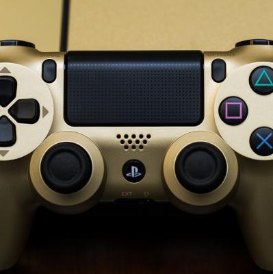 Limited Edition Gold PS4