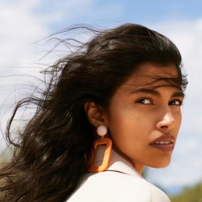 Resin earrings - Women MANGO USA