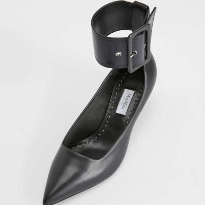 Leather court shoes, black - 