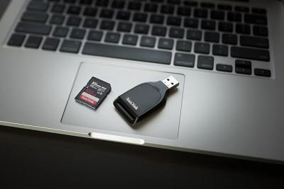 SanDisk SD UHS-I Card Reader