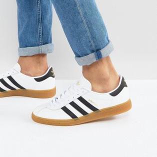 adidas Originals Munchen Trainers In White BB2778