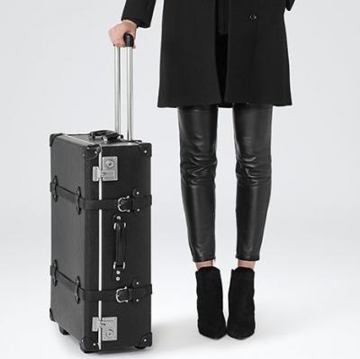 GALLIVANT WHEELED SUITCASE BLACK