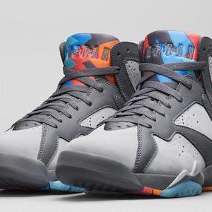 Nike Air Jordan 7 Retro trainers