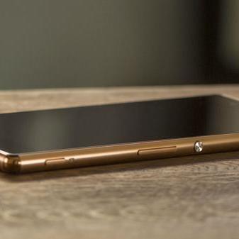 Xperia Z3+