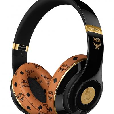 BEATS BY DRE Mcm studio wireless headphones