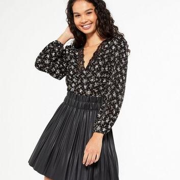 Black Ditsy Floral Lace Trim Top New Look