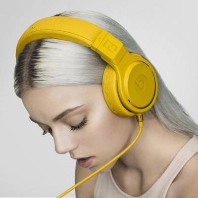  Beats x fendi pro over-ear headphones