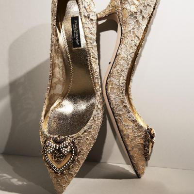 Dolce&Gabbana - Taormina lace pumps with Devotion heart