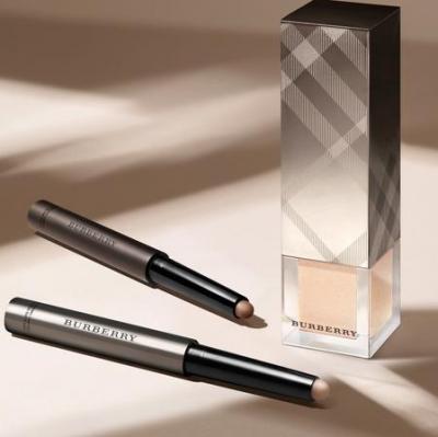 Burberry Fresh Glow Fluid Base