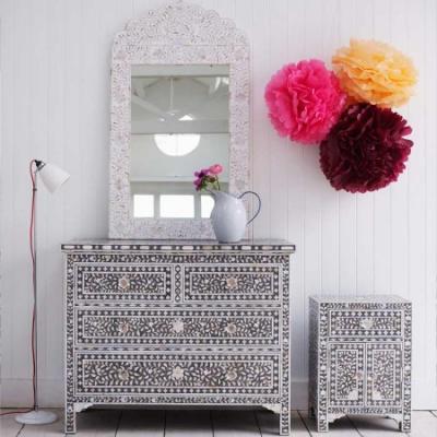 Classic Mother of Pearl Inlay Chest of Drawers in Grey