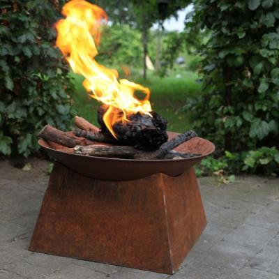 Round Rust Fire Bowl on Stand Graham & Green
