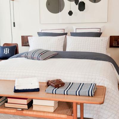 Tommy Hilfiger Polka Dot Duvet Cover - King