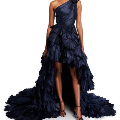 Oscar de la Renta Gemma One-Shoulder Petal Silk Gown