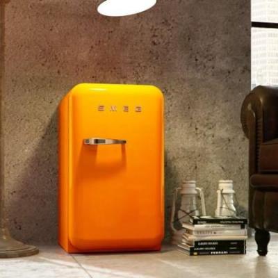 Smeg 50's Style Mini Bar Cooler Fridge