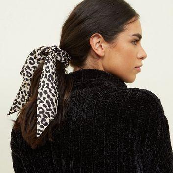 White Animal Print Bow Scrunchie New Look