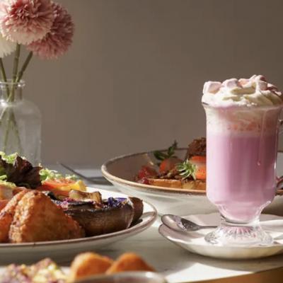 Lo’vage Cafe & Bistro, Crouch End, UK