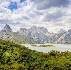 Embalse de Riaño, Spain