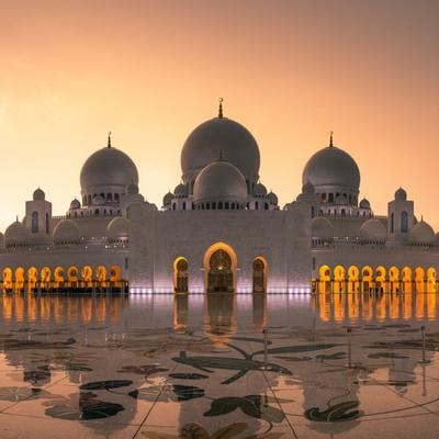 Sheikh Zayed Grand Mosque Center - Abu Dhabi - United Arab Emirates