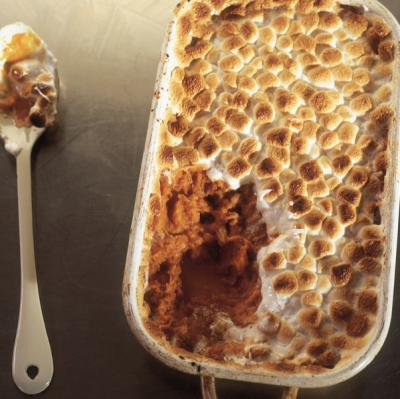 SWEET POTATOES WITH MARSHMALLOWS