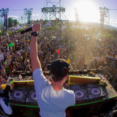 Go to Paradiso Festival