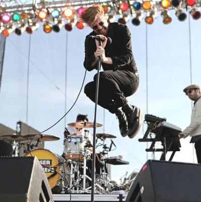 See The Kaiser Chiefs in concert