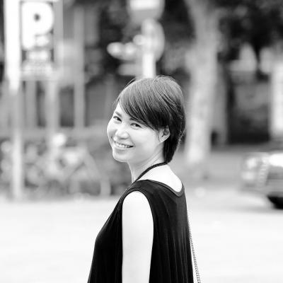 Say hello to 100 complete strangers