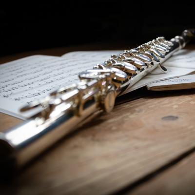 Play flute