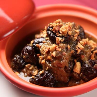 Eat tagine in Morrocco