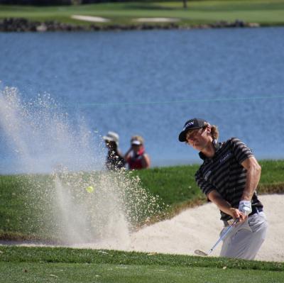 Master a bunker shot (golf)