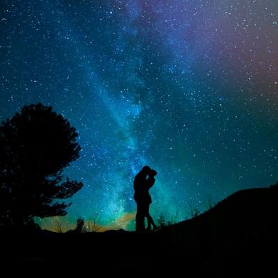 Kiss under a starlit sky
