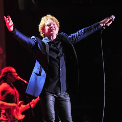 See Simply Red live on tour