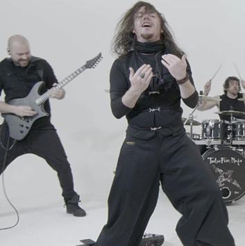 See Twelve Foot Ninja live