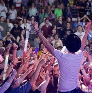 See One Republic live in concert