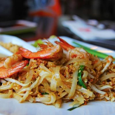 Make Pad Thai