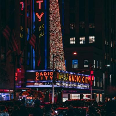 See the Rockettes Live in Radio City