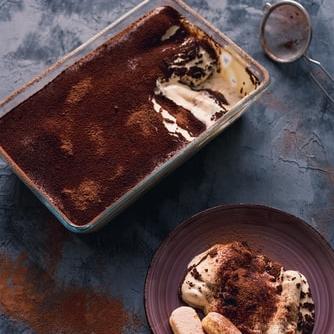 Make a tiramisu