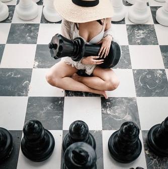 Play outdoor chess