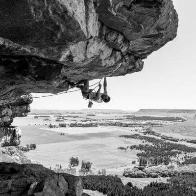 Overhang cliff climb 