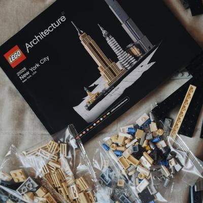 Build a LEGO skyscraper