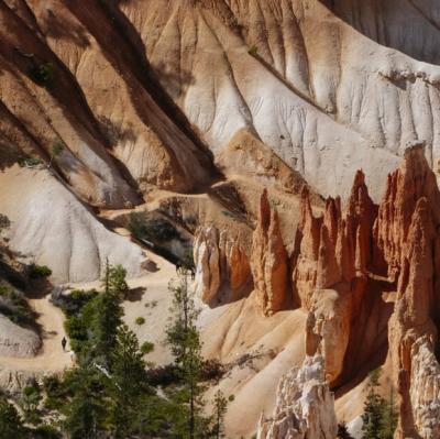 Hike Bryce Canyon