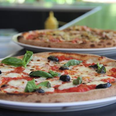 Eat a Neapolitan Pizza in Naples