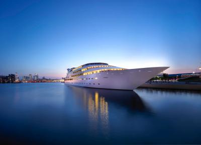 Stay in a yacht hotel