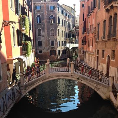 Find a little known bridge in Venice